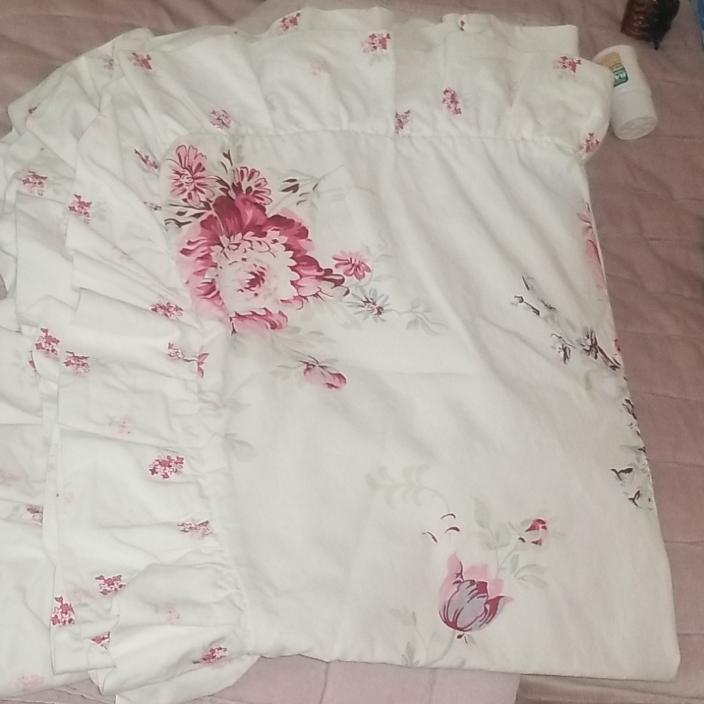 Pillow shams x 2, Simply Shabby Chic